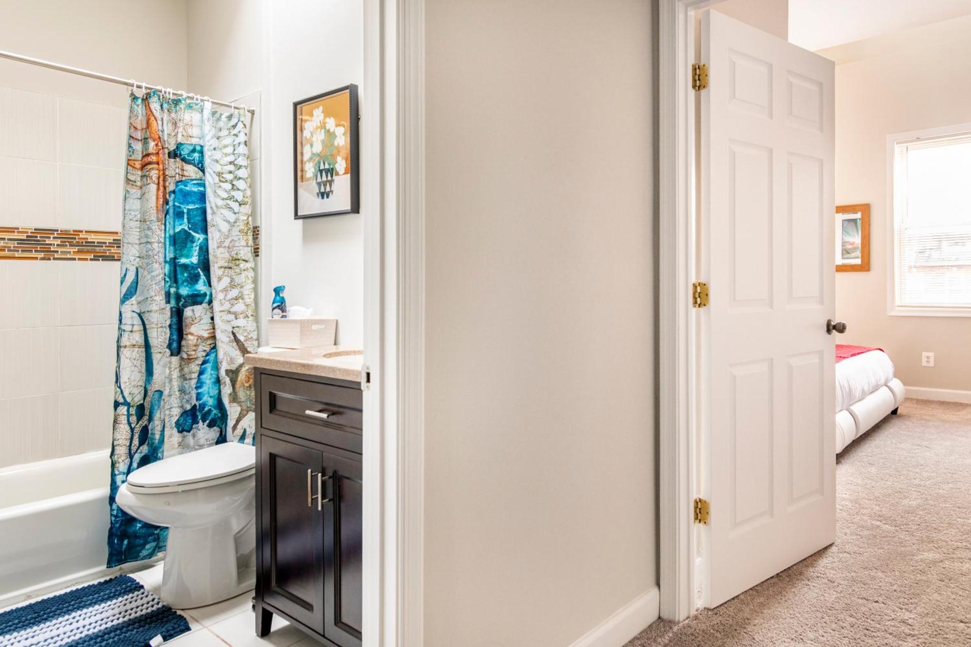 Holiday home Spacious, Relaxing & Gorgeous 4bd/4ba House In Dc! Washington