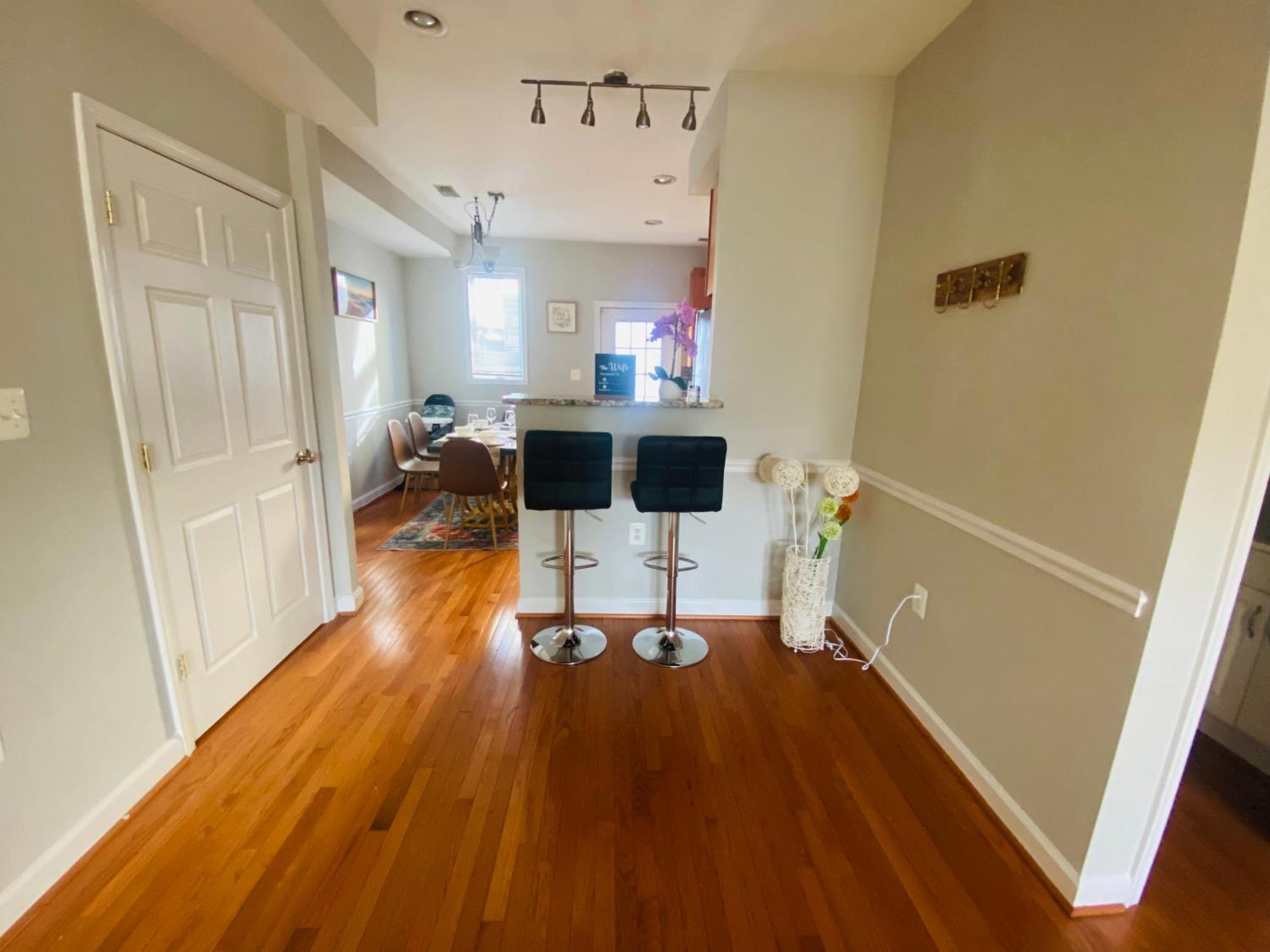 Spacious, Relaxing & Gorgeous 4bd/4ba House In Dc! Washington
