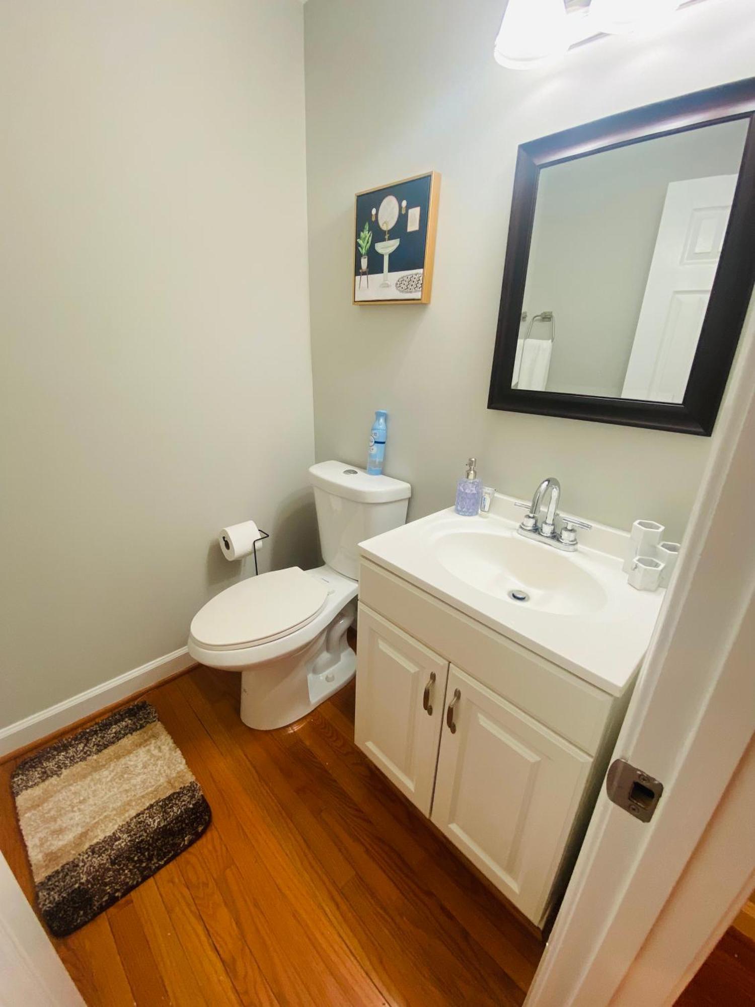 Holiday home Spacious, Relaxing & Gorgeous 4bd/4ba House In Dc!