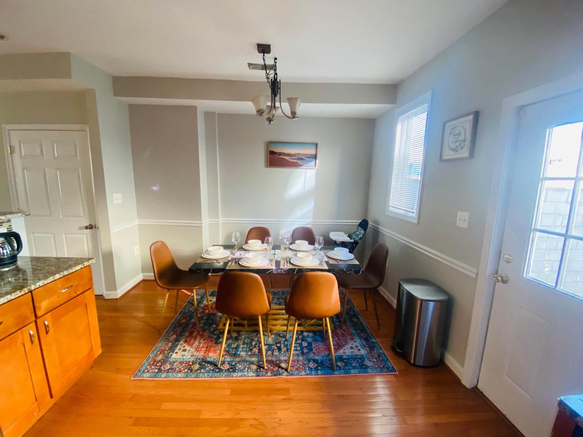 Holiday home Spacious, Relaxing & Gorgeous 4bd/4ba House In Dc! Washington