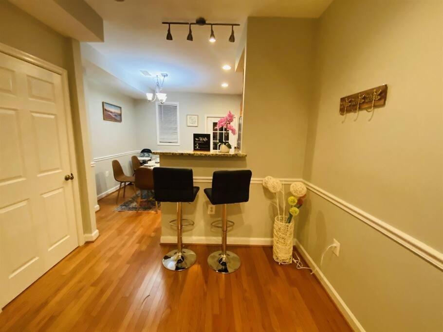 Holiday home Spacious, Relaxing & Gorgeous 4bd/4ba House In Dc! Washington