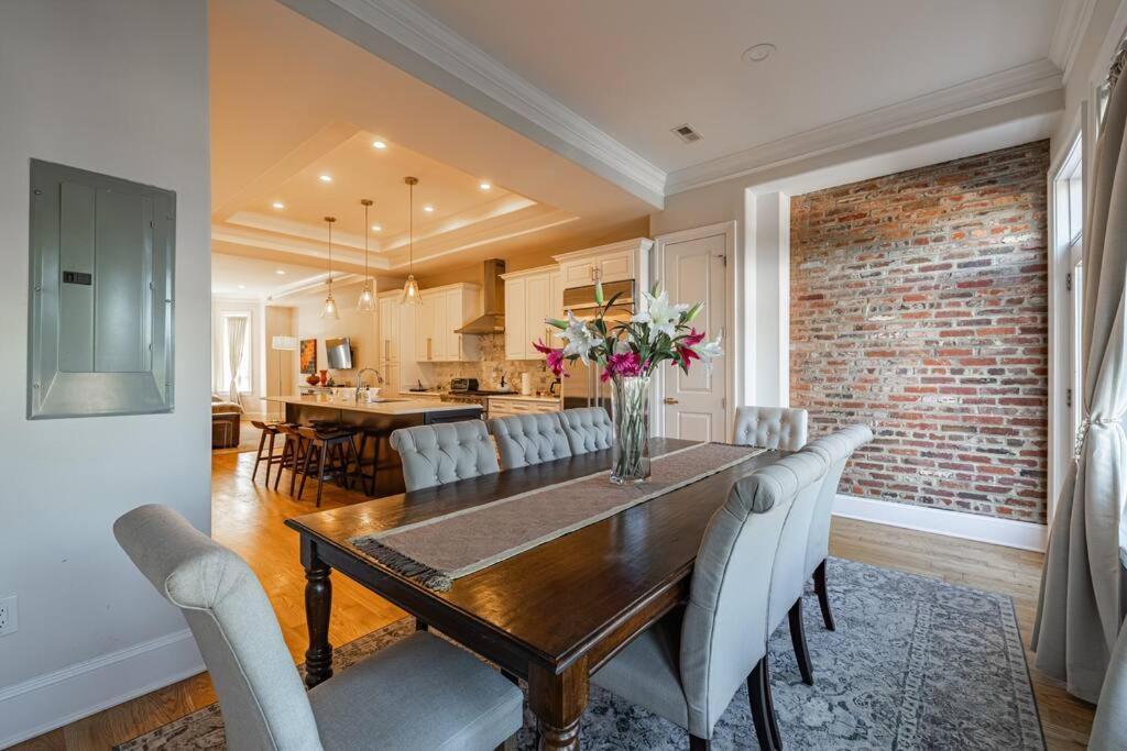Holiday home Lux Gorgeous House In Dc With Parking Washington