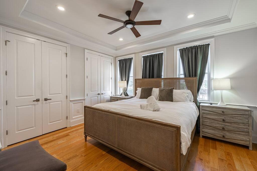 Holiday home Lux Gorgeous House In Dc With Parking
