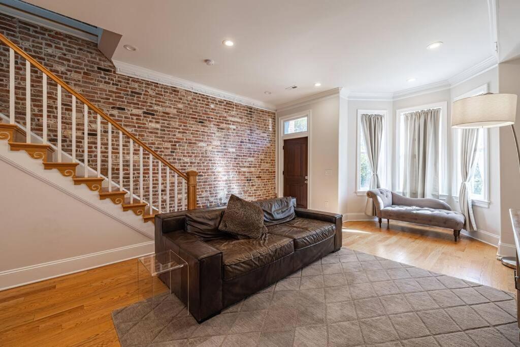 Holiday home Lux Gorgeous House In Dc With Parking *