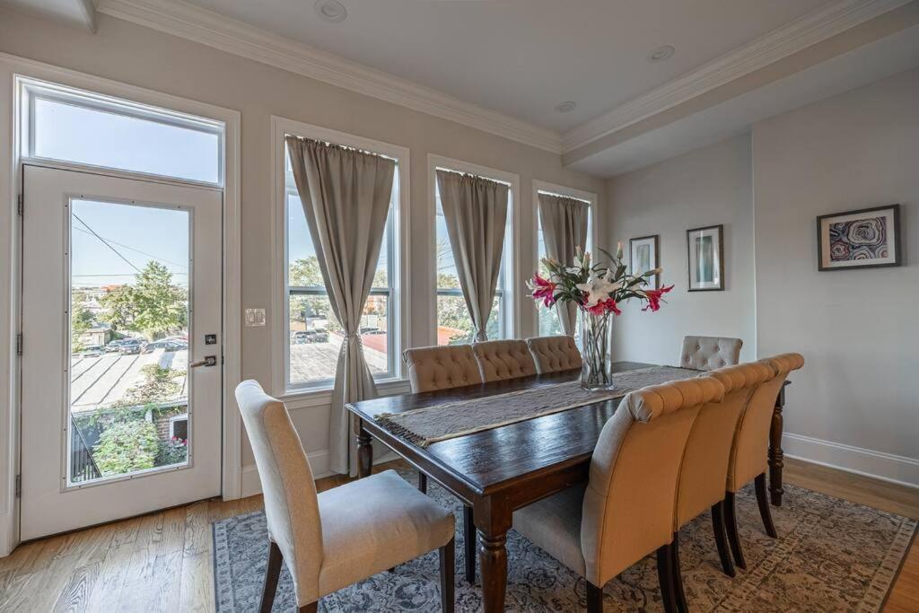 Holiday home Lux Gorgeous House In Dc With Parking *