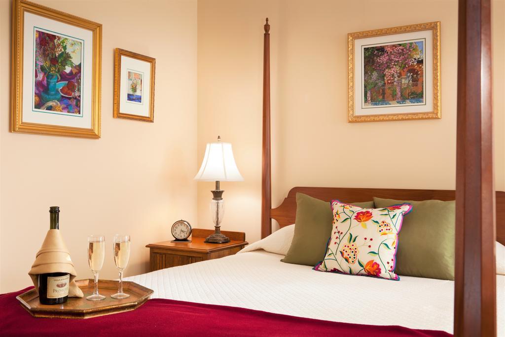 Woodley Park Bed & Breakfast