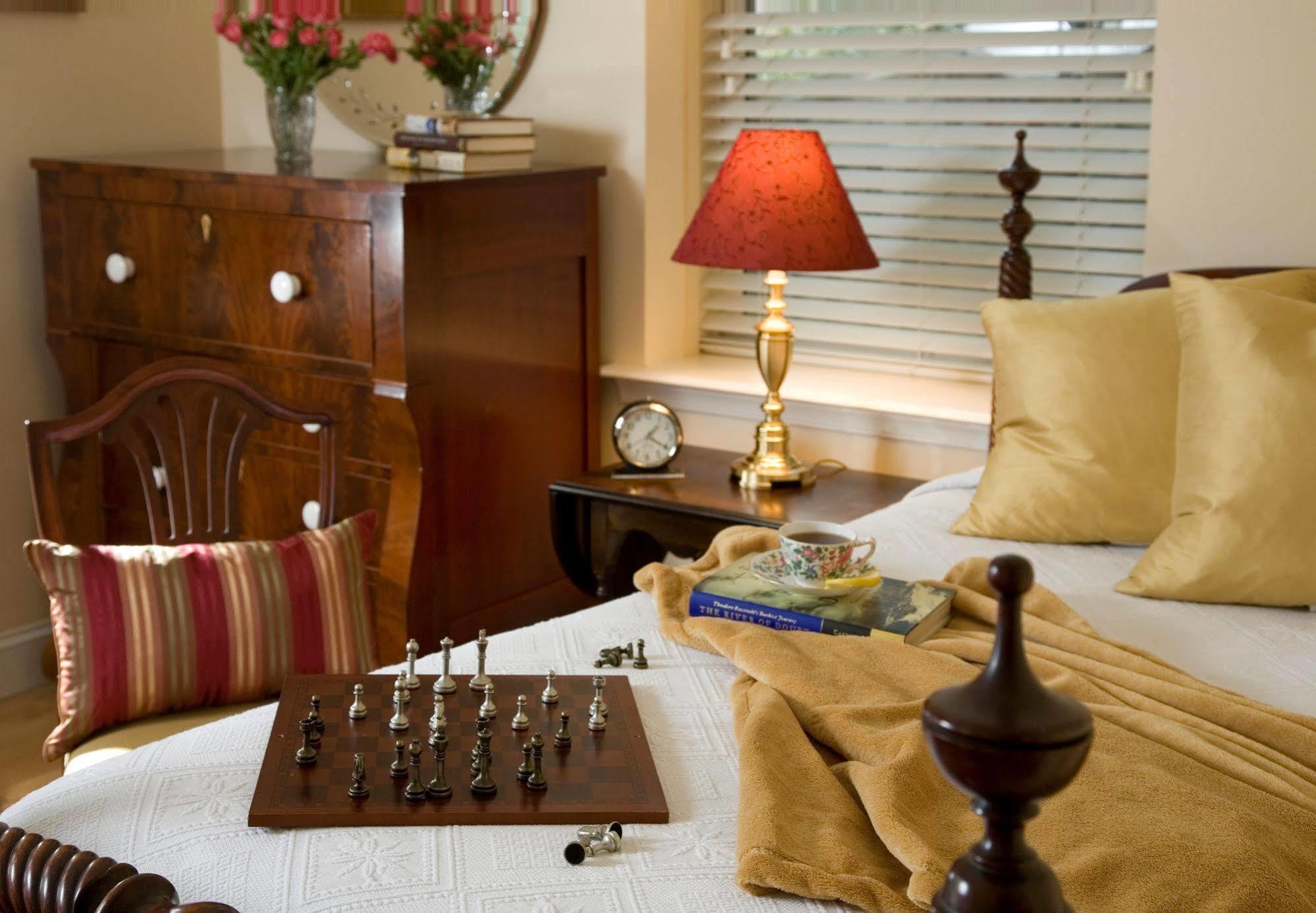 Bed & Breakfast Woodley Park 4*
