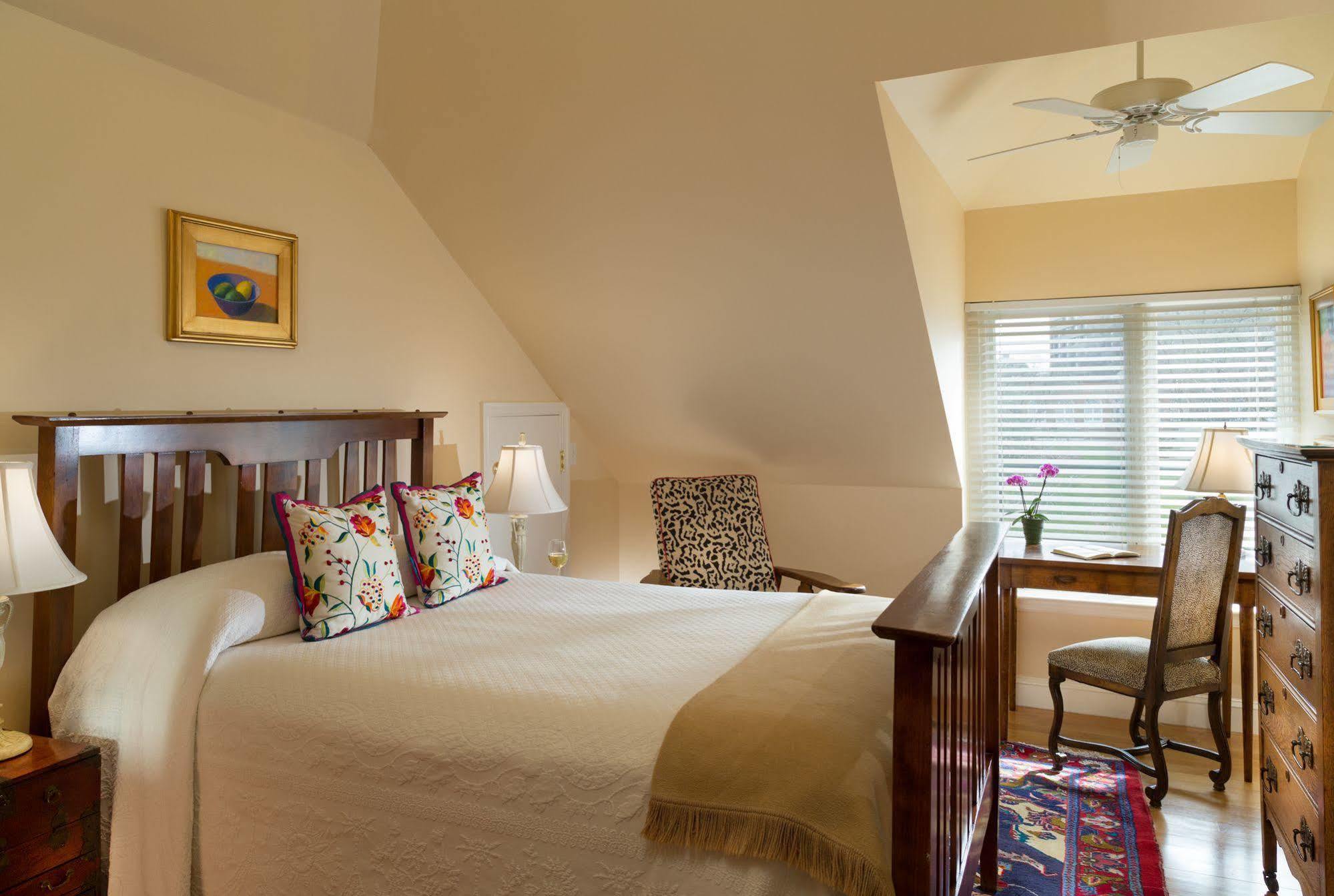 Woodley Park Bed & Breakfast 4*