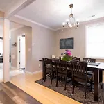 The Gray Corner House By Gallaudet 3 Bedroom 2 Ba
