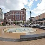 Entire Extra Large Luxury 3 Bedrooms Condo