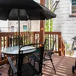 Cozy Apartment At Washington Dc! Sun Filled & Comfortable!