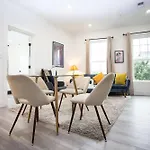 It\'S A Corner Unit With Cool City Skyline Views!