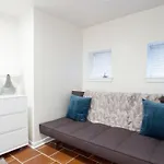 Well-Equipped Studio Apt - Walk To Metro Subway