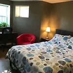 Steps To Convention Center, Downtown Dc, Metro Station: Private Apartment