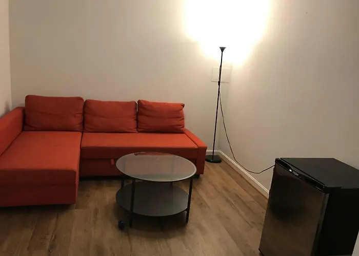 Steps To Convention Center, Downtown Dc, Metro Station: Private Apartment