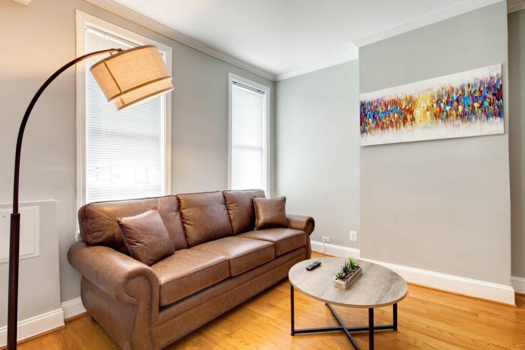 Apartment Thee Rose Garden, National Mall, Capital Hill, H St, A *