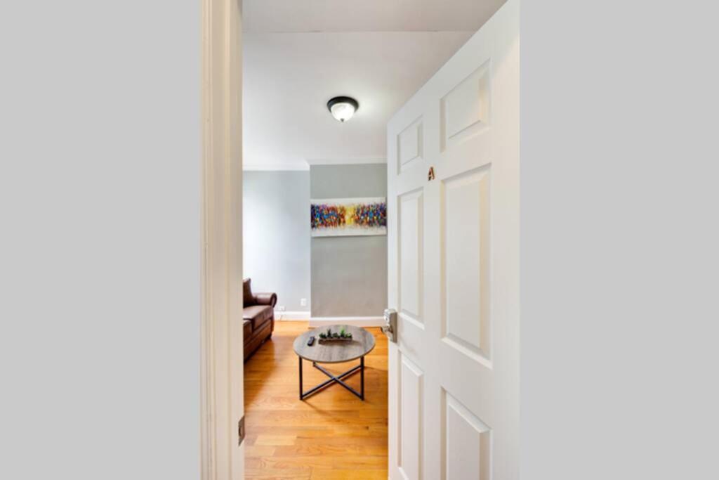 Apartment Thee Rose Garden, National Mall, Capital Hill, H St, A Washington