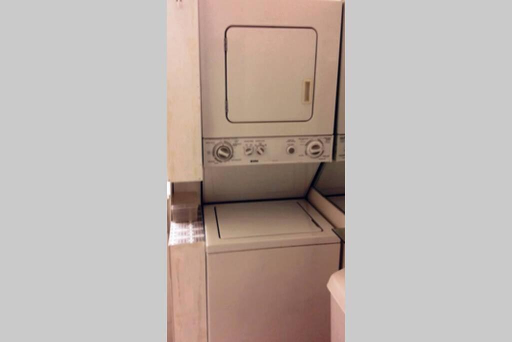 Apartment Comfy Whole Unit, Private Entrance, Free Parking, Minutes To Georgetown *