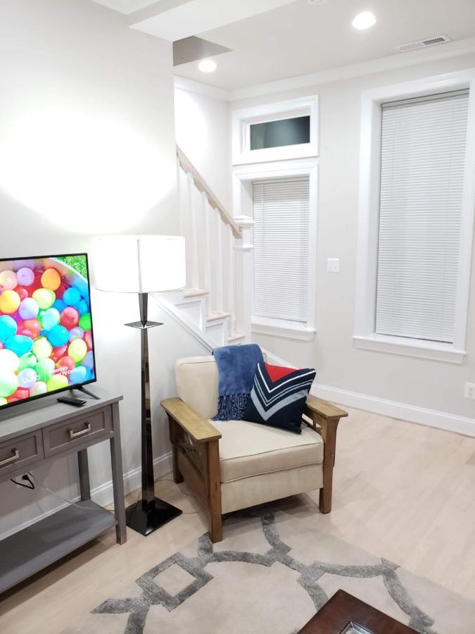 Holiday home Spacious & Bright In Bloomingdale/ Truxton Dc Washington
