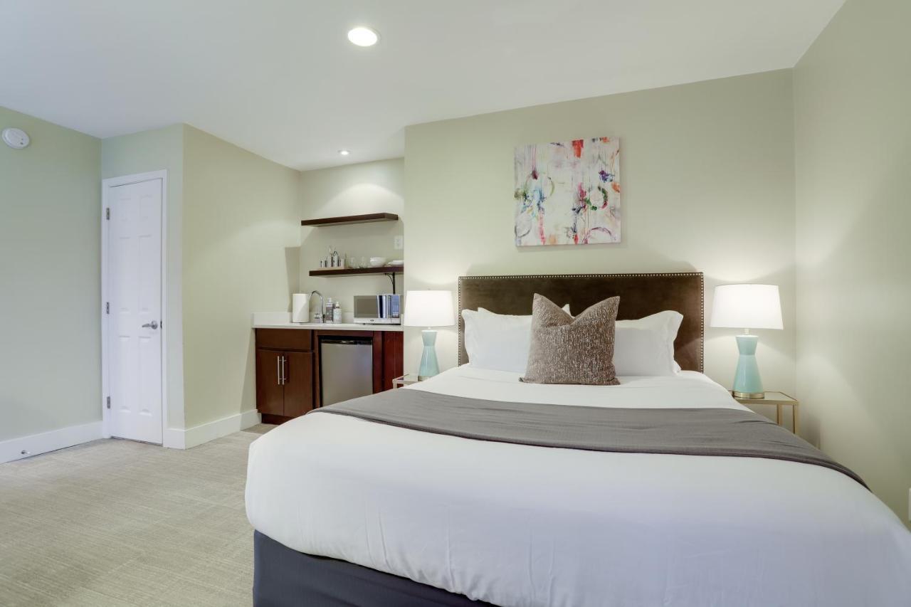 Hotel Sojourn At Dupont Place 2*