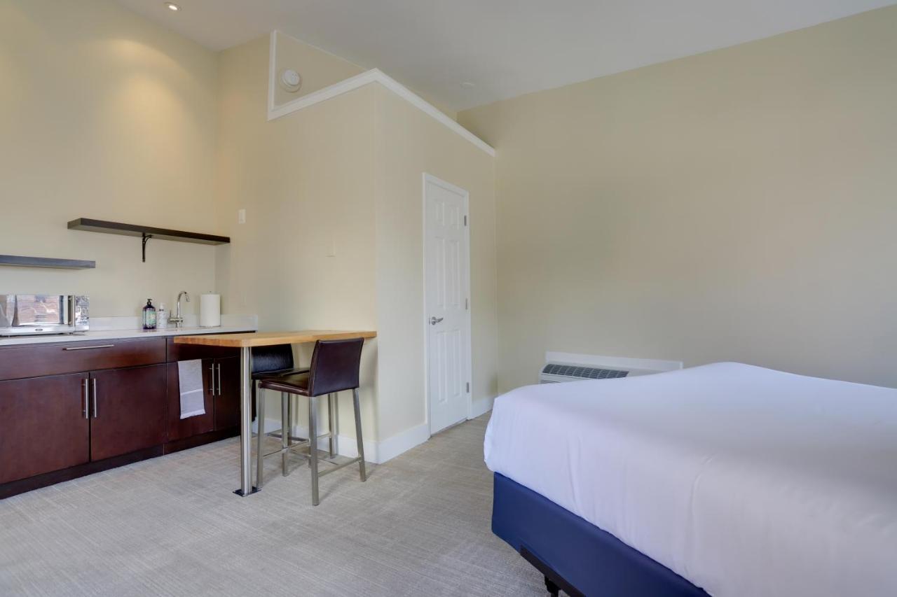 Sojourn At Dupont Place Washington