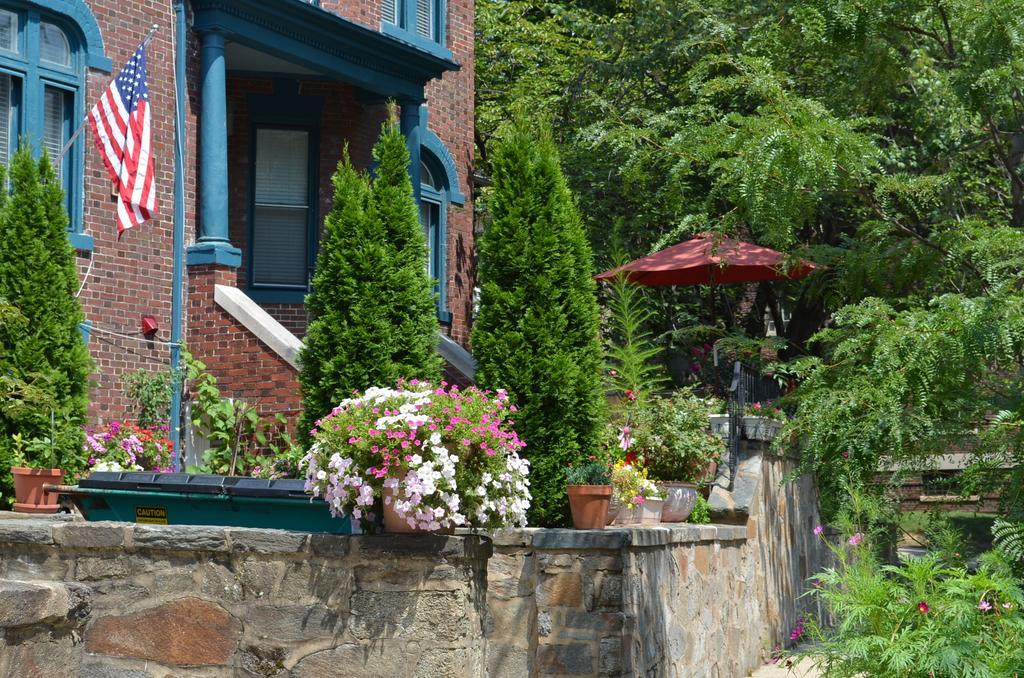Kalorama Bed & Breakfast 3*
