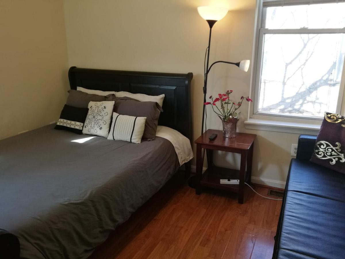 Economical In Center Dc Guest house