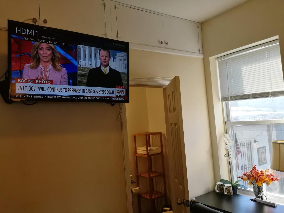 Economical In Center Dc Guest house *