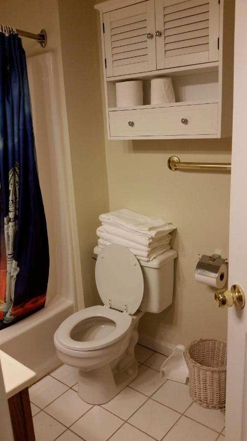 Economical In Center Dc Guest house Washington