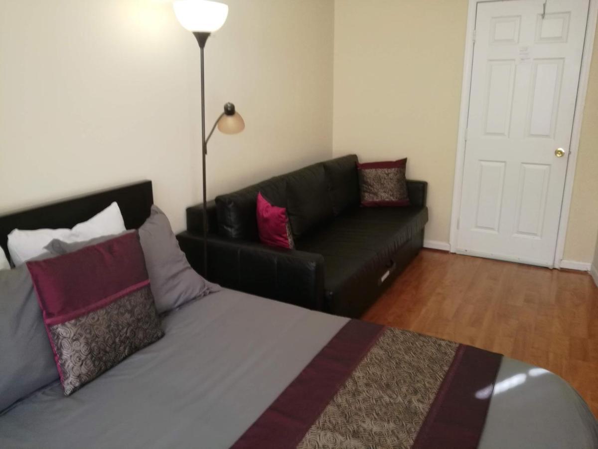 Guest house Economical In Center Dc *