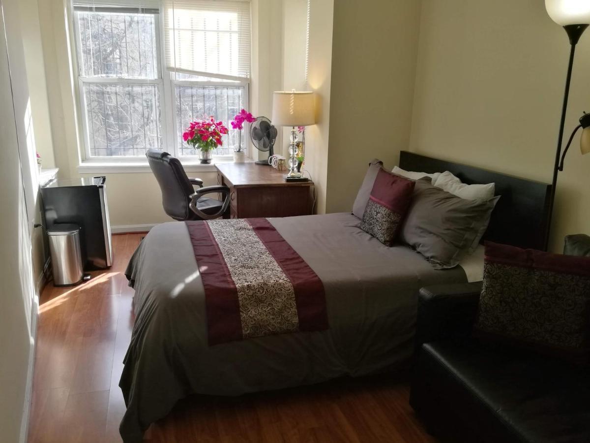 Economical In Center Dc Guest house