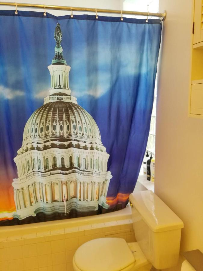 Guest house Economical In Center Dc Washington