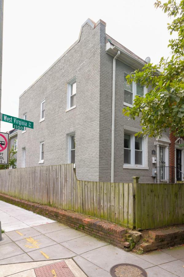 The Gray Corner House By Gallaudet 3 Bedroom 2 Ba *