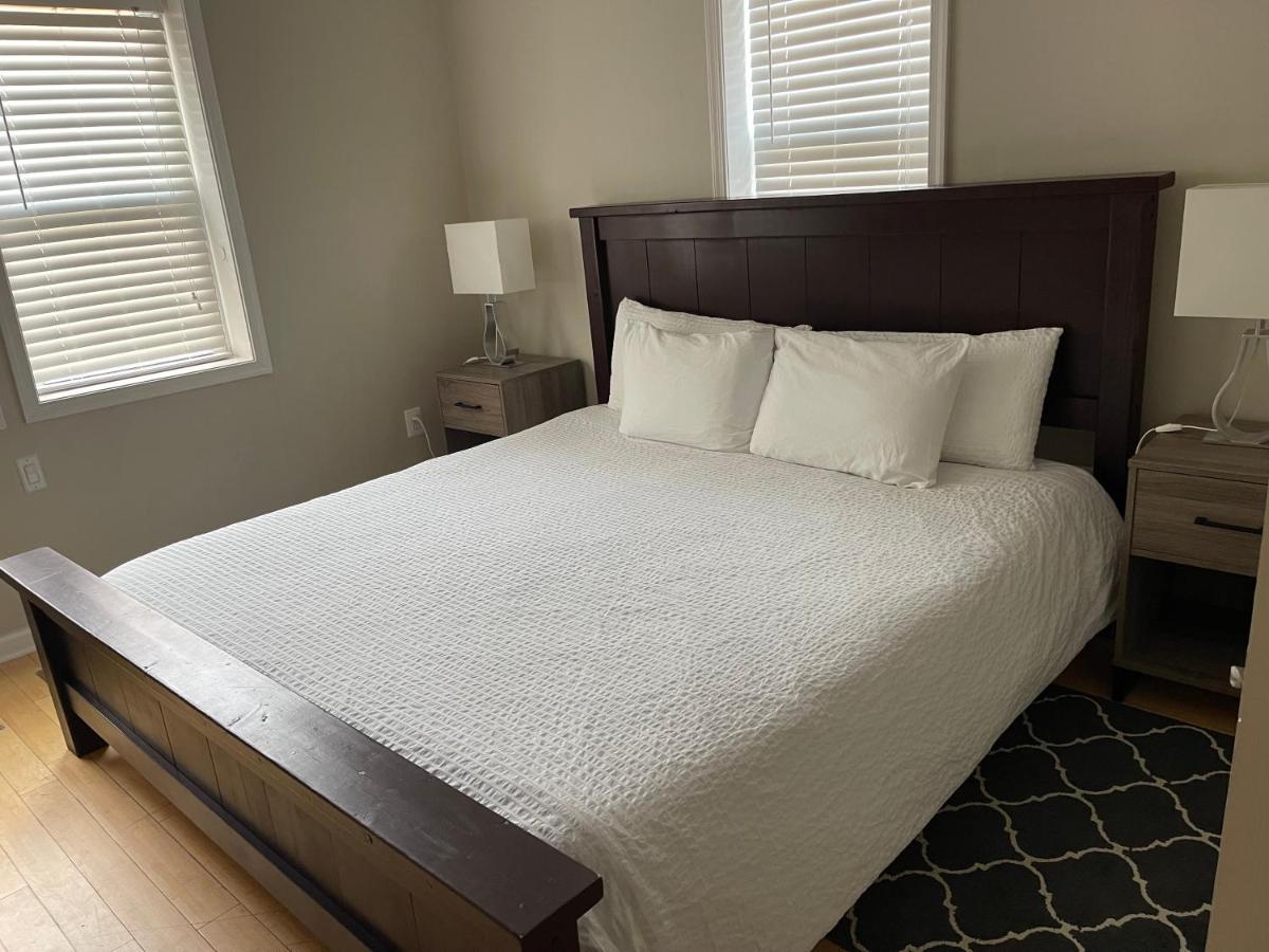 Holiday home The Gray Corner House By Gallaudet 3 Bedroom 2 Ba Washington