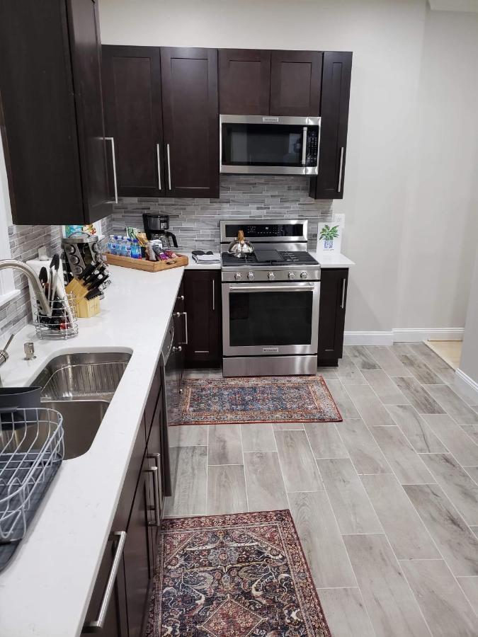 Holiday home Spacious & Bright In Bloomingdale/ Truxton Dc Washington