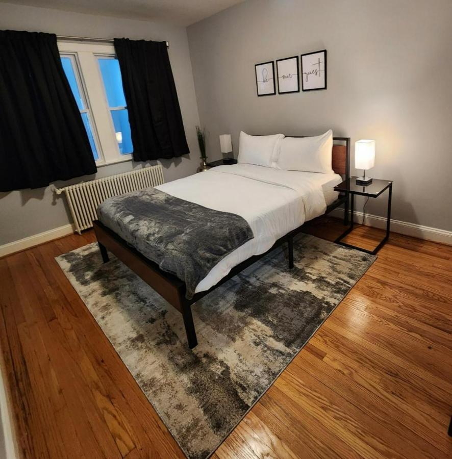 Capitol Hill With Free Parking Apartment