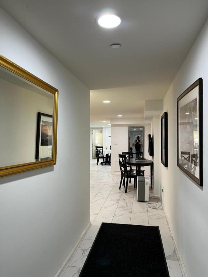 Lovely Remodeled 2bdrm Basement Apartment
