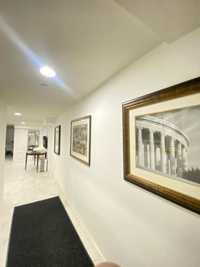 Lovely Remodeled 2bdrm Basement Apartment Washington