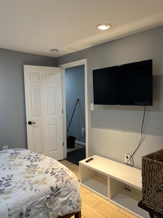 Chic Downtown In-law Apartment
