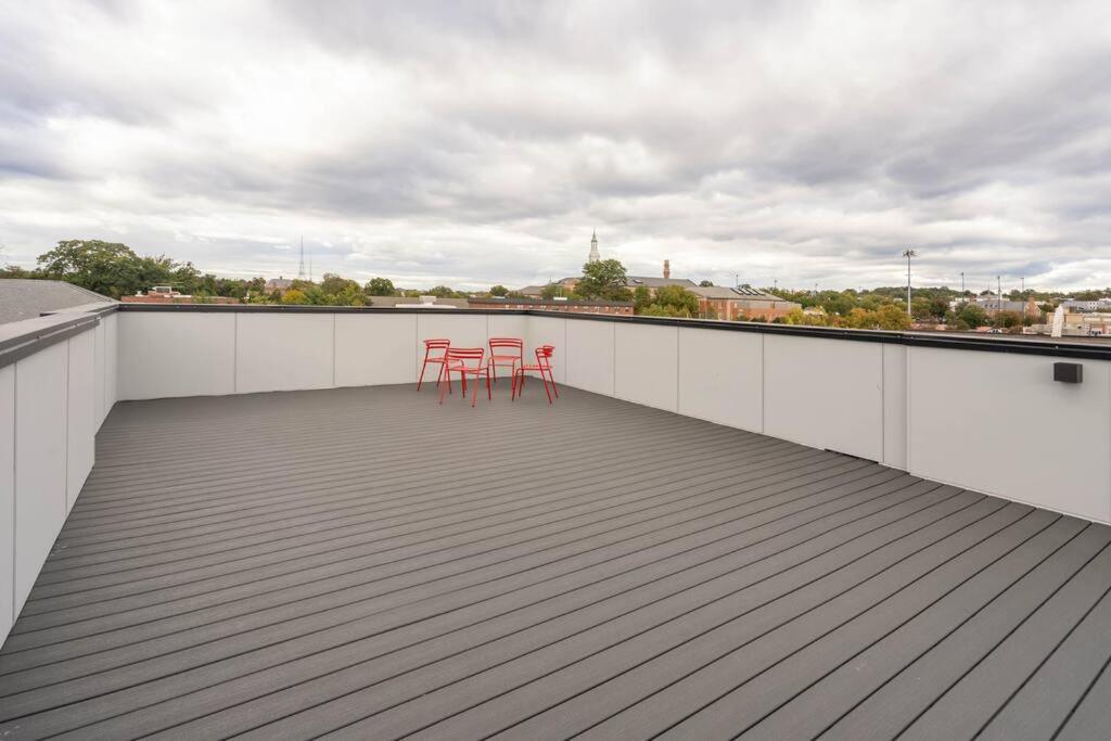 Capitol View 3 Penthouse With Rooftop Washington