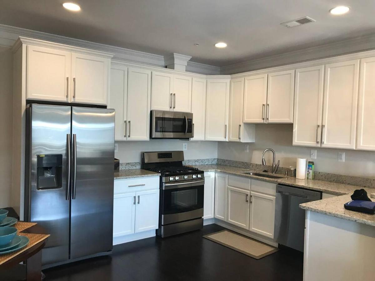 Apartment Entire Extra Large Luxury 3 Bedrooms *
