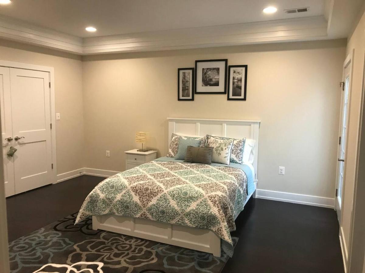 Entire Extra Large Luxury 3 Bedrooms *