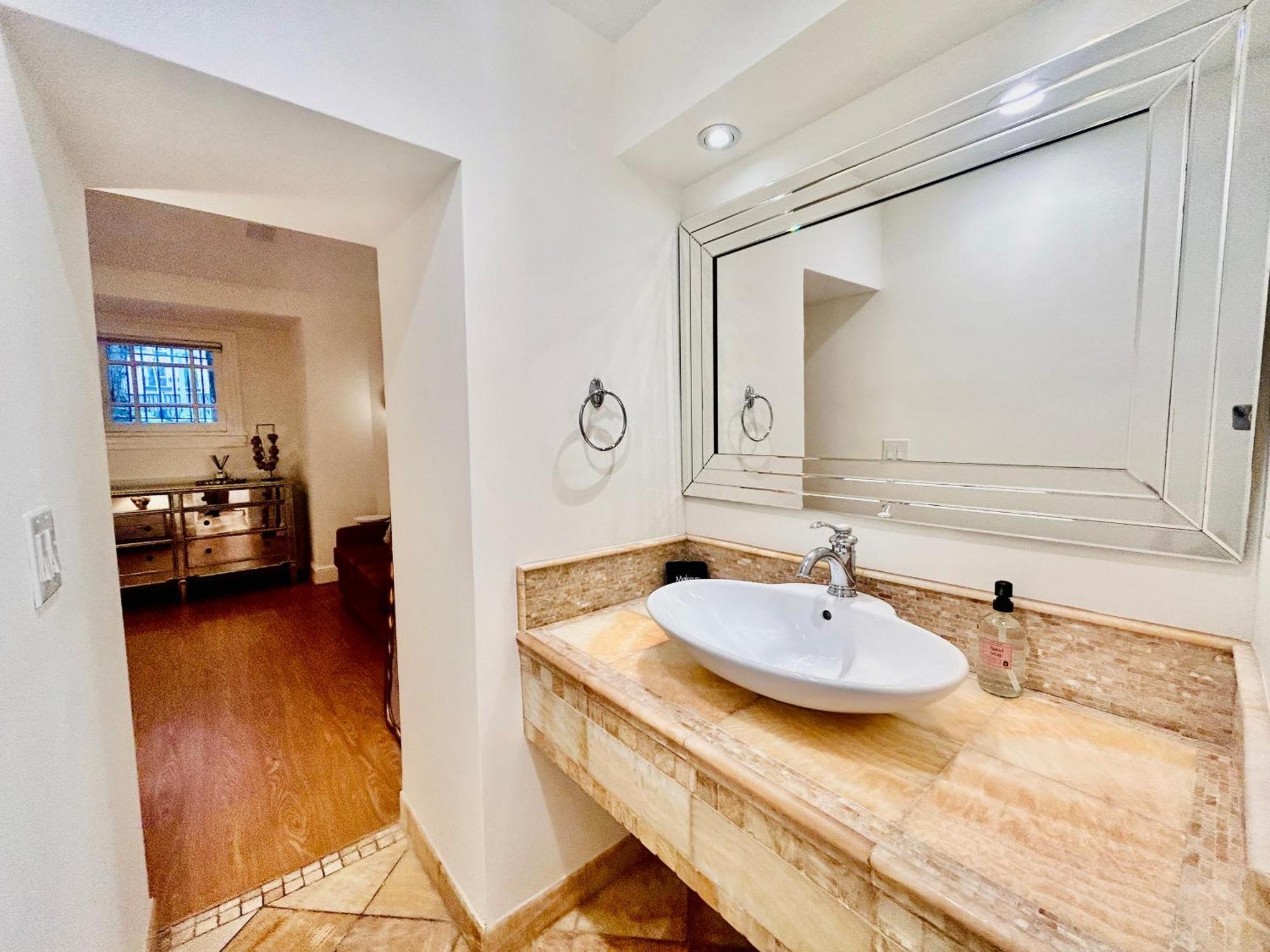 Swann House Bed & Breakfast
