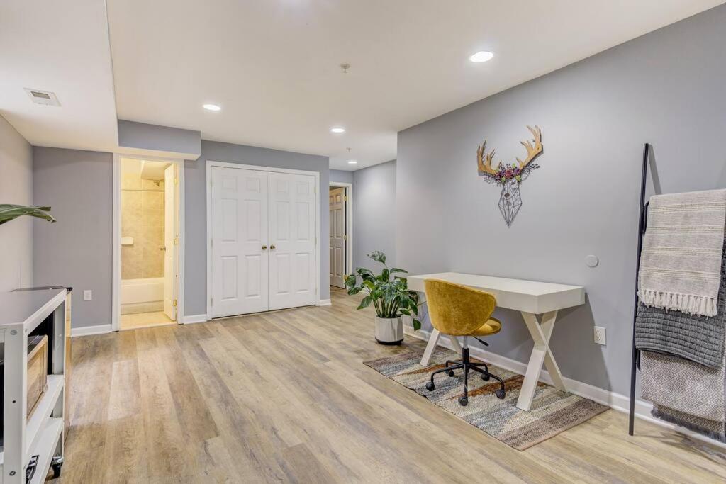Spacious In Deanwood + Free Parking *