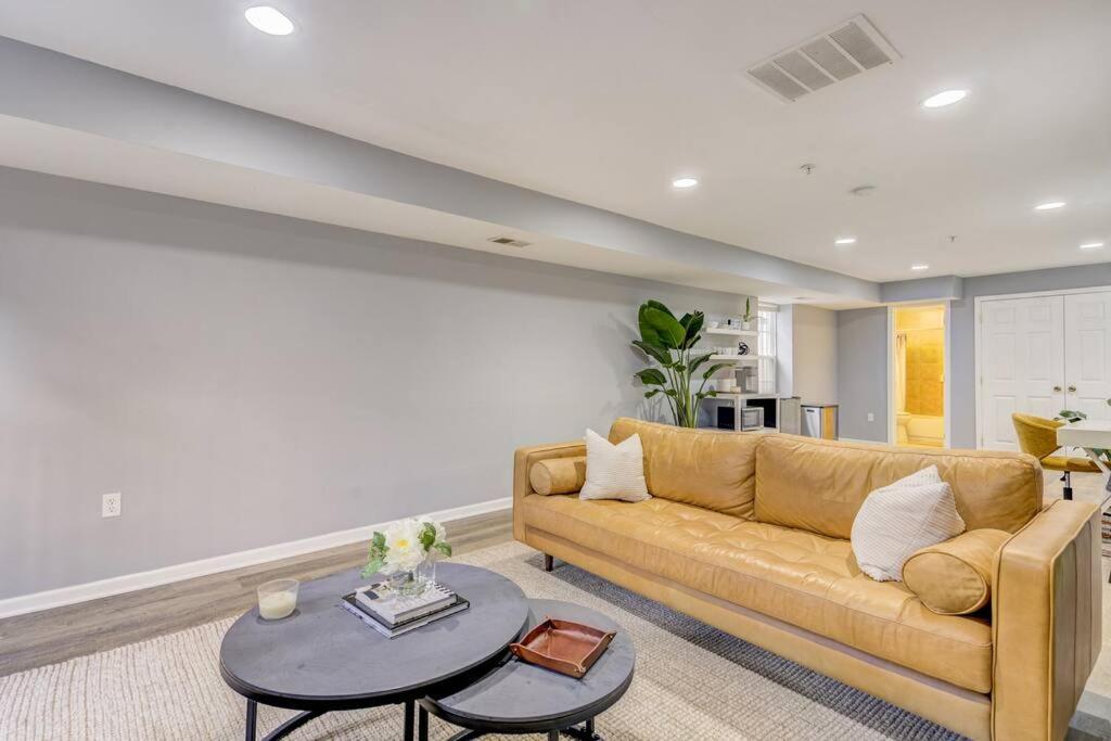 Apartment Spacious In Deanwood + Free Parking