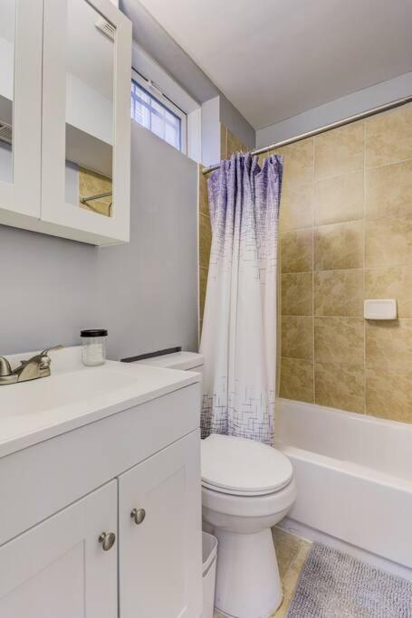 Apartment Spacious In Deanwood + Free Parking *