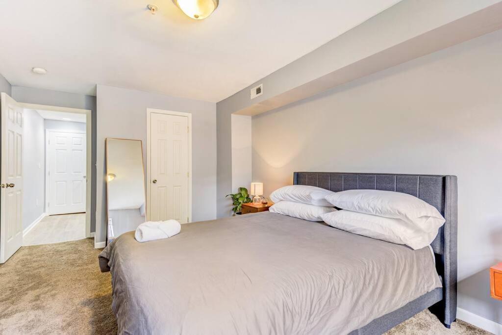 Spacious In Deanwood + Free Parking *