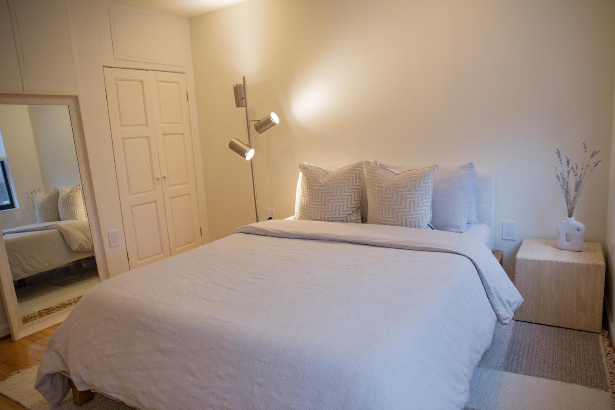 Entire Rowhouse In Capitol Hill With Free Parking Holiday home *