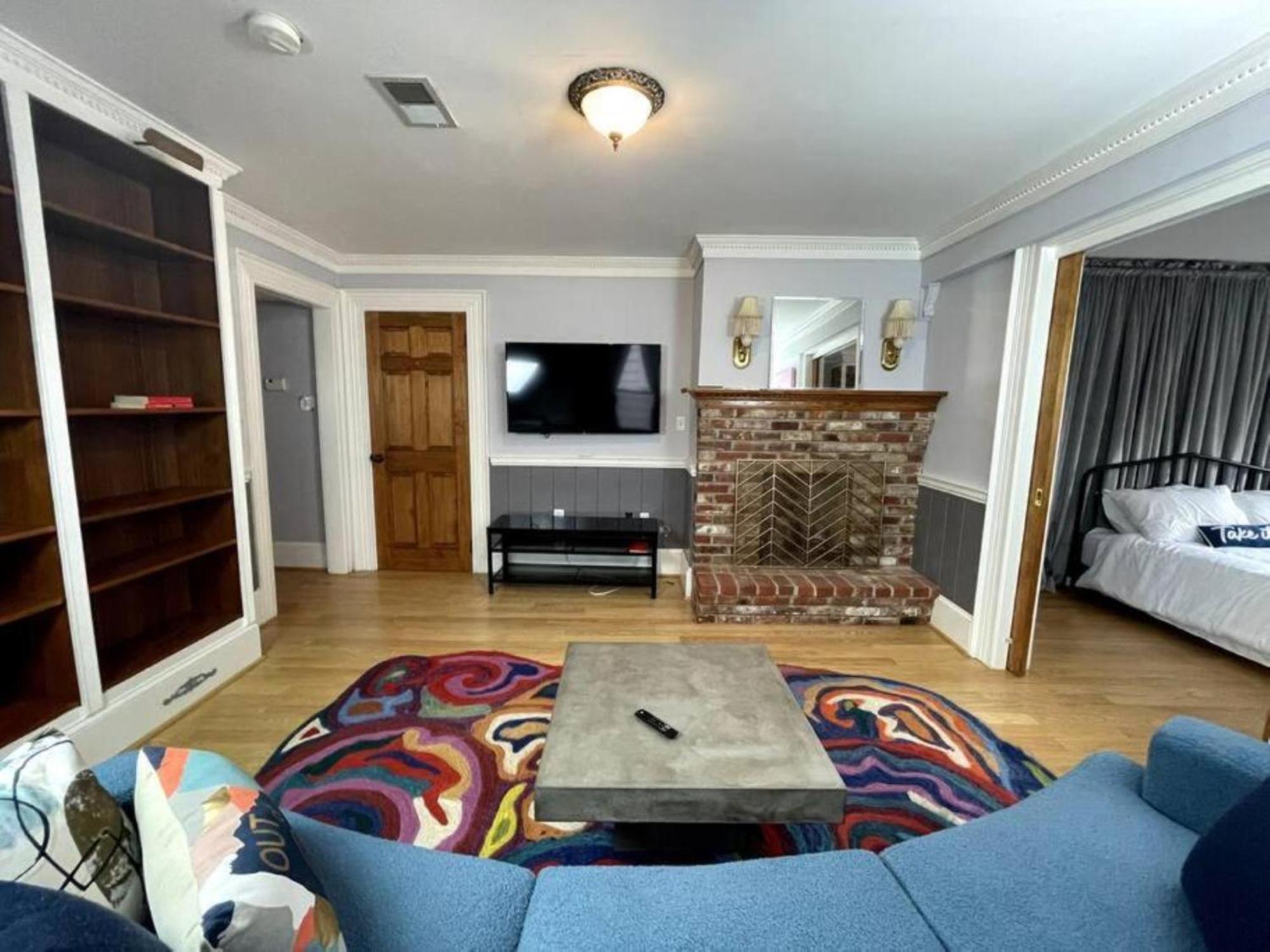 Chic 2br Steps From Historic Sites * Washington