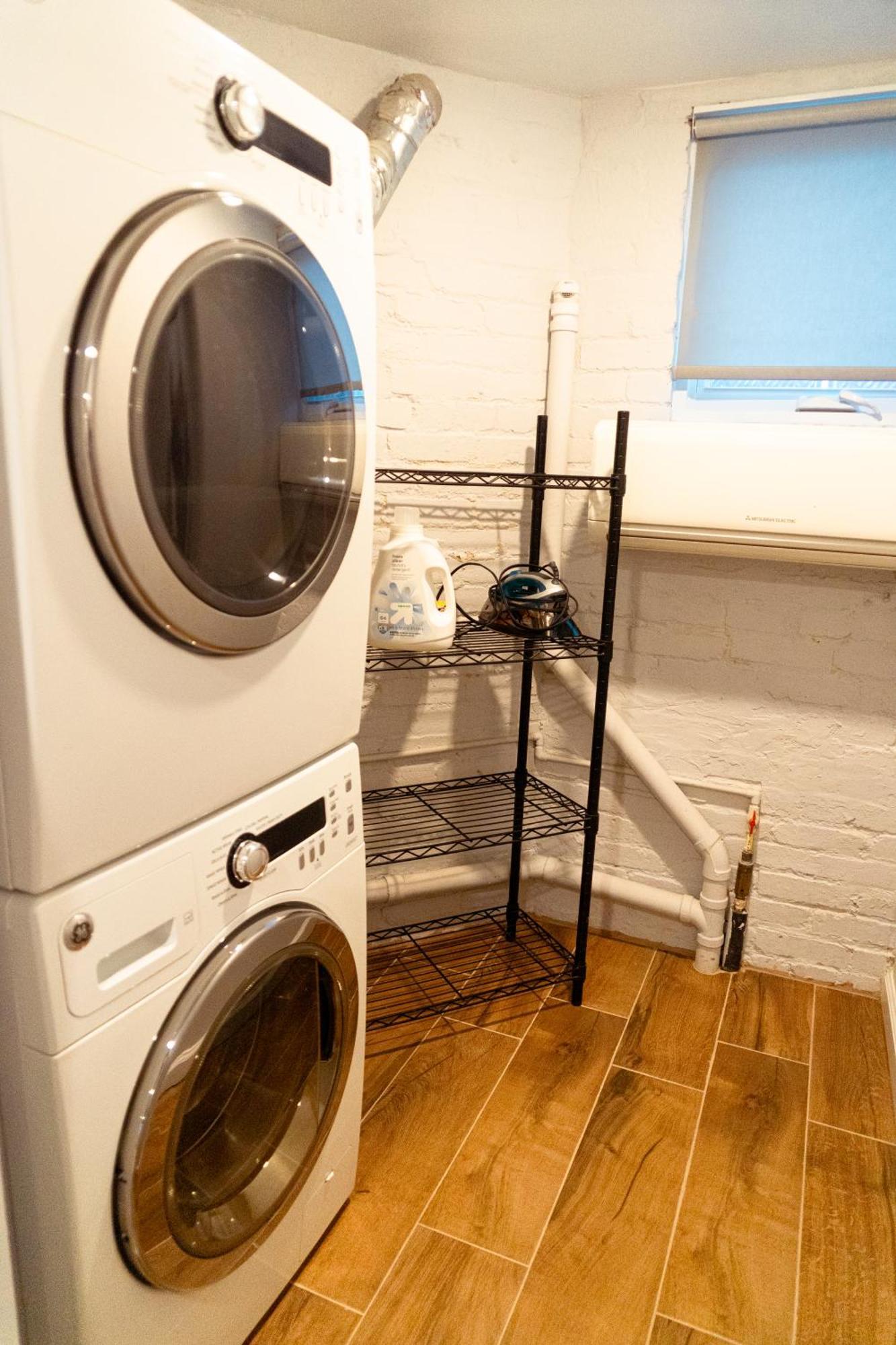 Centrally Located Dc Bloomingdale Apartment